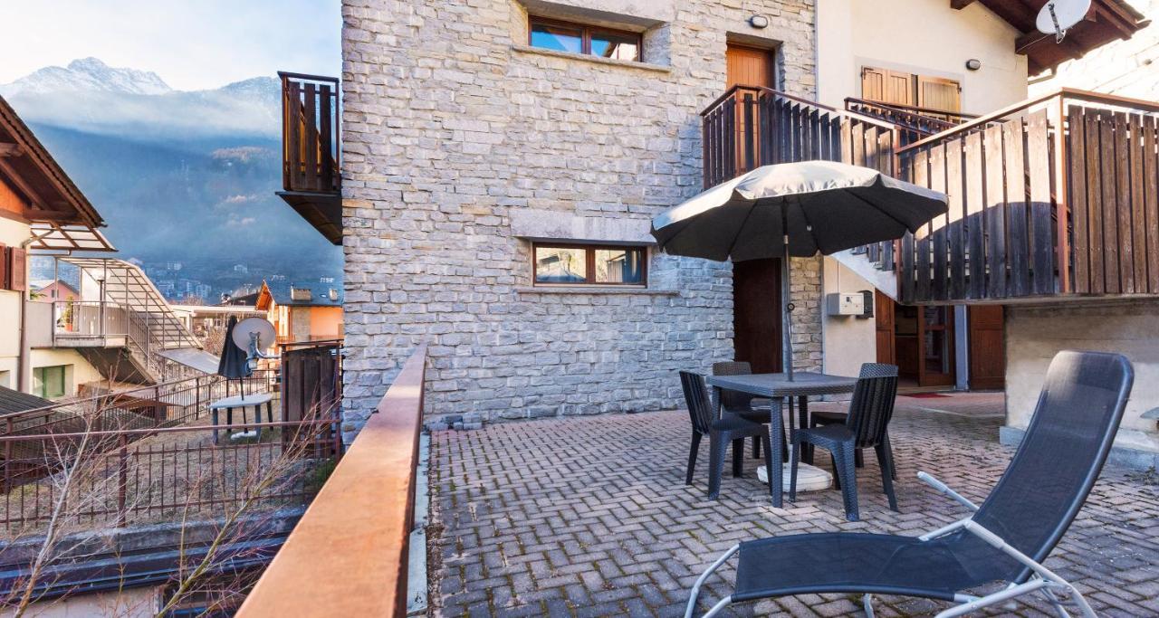 Lanterna Apartments Chiesa in Valmalenco Exterior photo