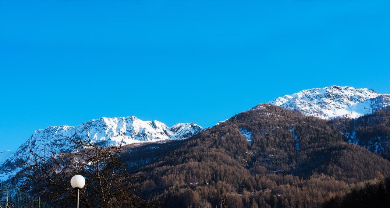 Lanterna Apartments Chiesa in Valmalenco Exterior photo